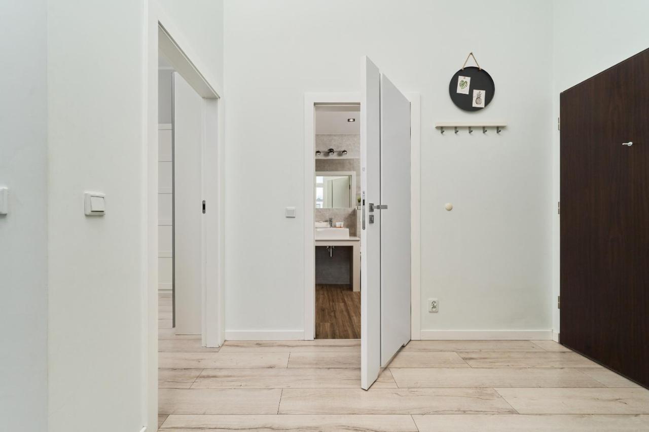 Architektow Avenue Apartment Free Parking By Noclegi Renters Wroclaw Exterior photo